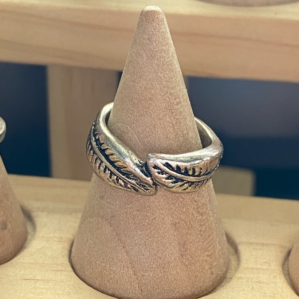 Silver Ring Set - Picture 3 of 8